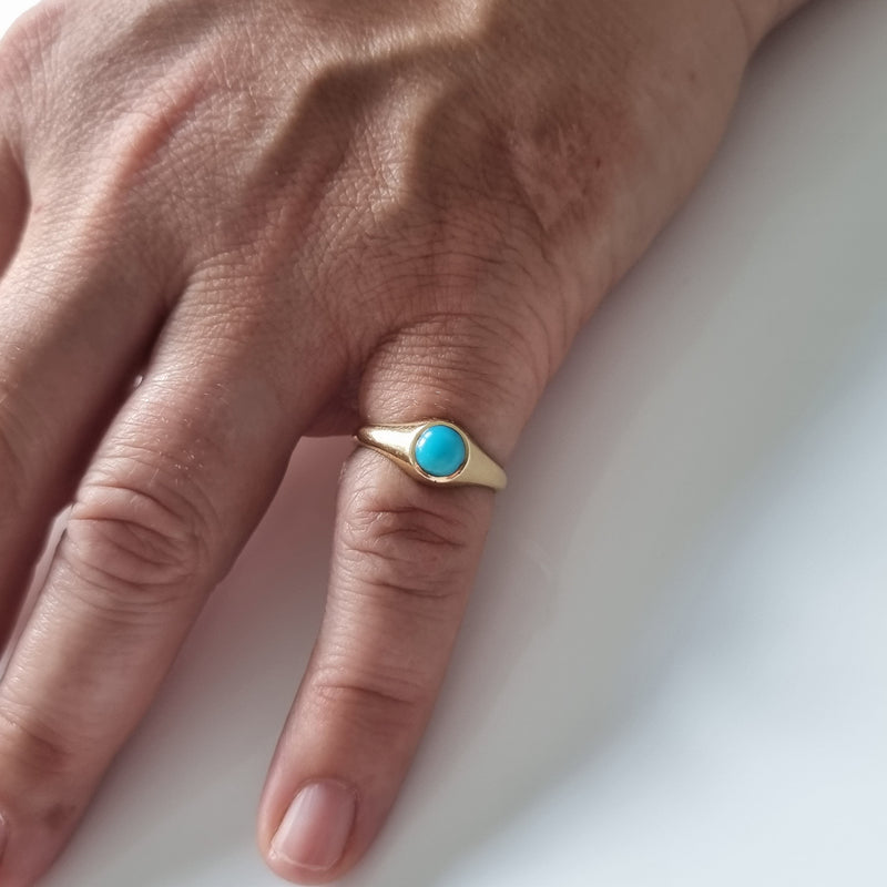 Large oval turquoise cabochon ring | amy-kreiling
